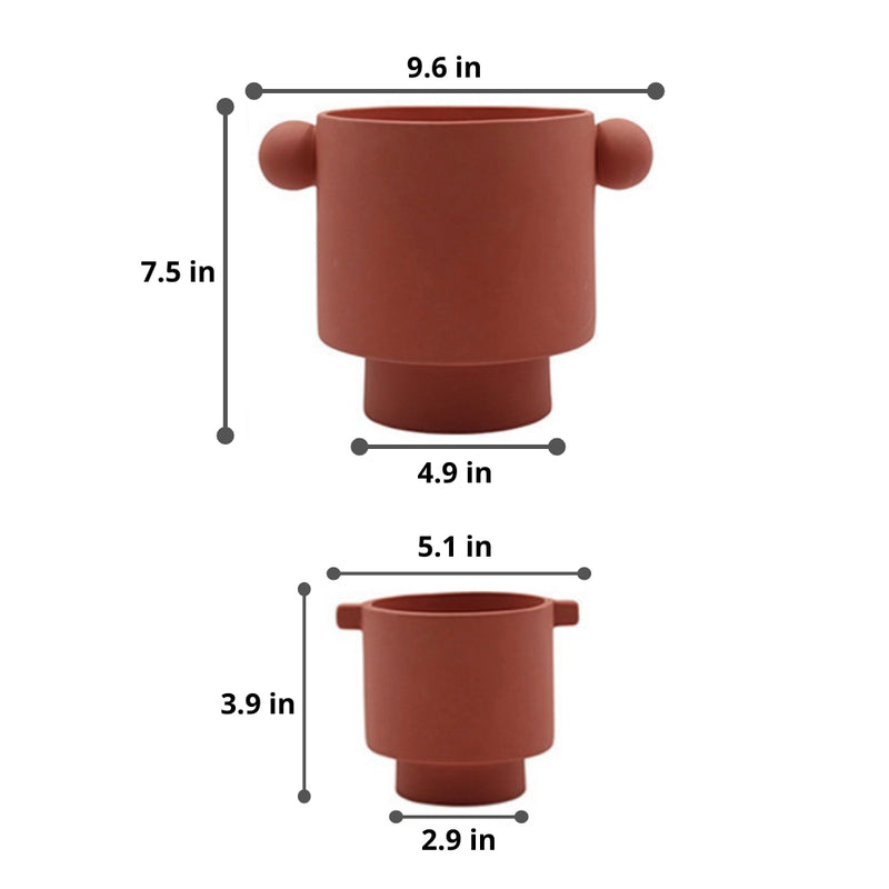 Ceramic vase in Scandinavian design with earthy tones, hand molded, shown in small or large sizes.