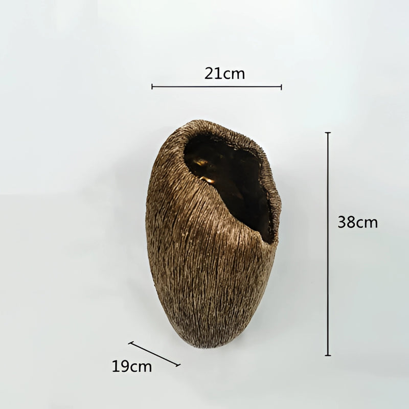 Decorative resin bowl inspired by nature, featuring plant and tree designs with elements of wood and art, in a circular shape.