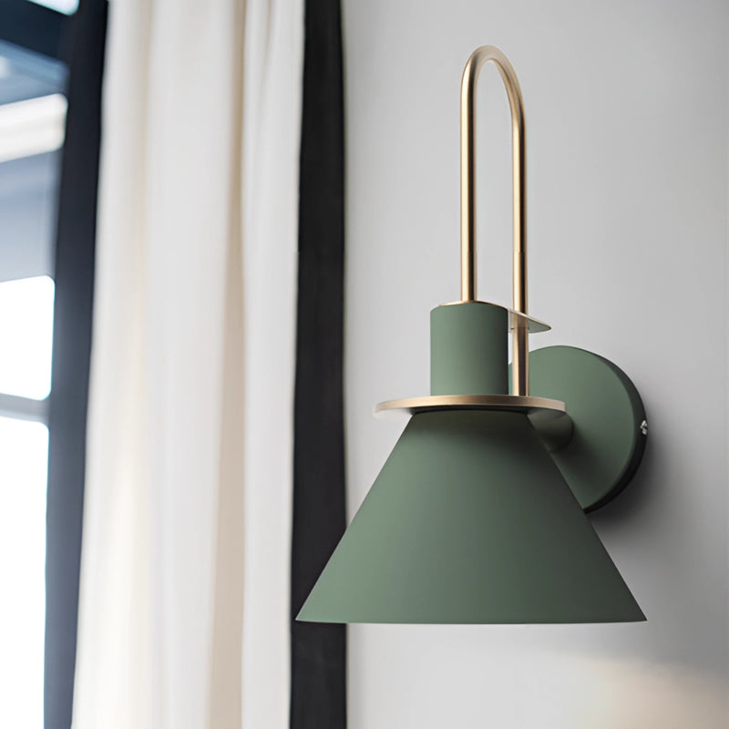 Elegant retro design wall light with a matt green finish, featuring a rectangular metal and wood ceiling fixture.